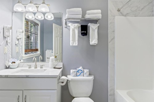 Sea Rose Suites - image 23