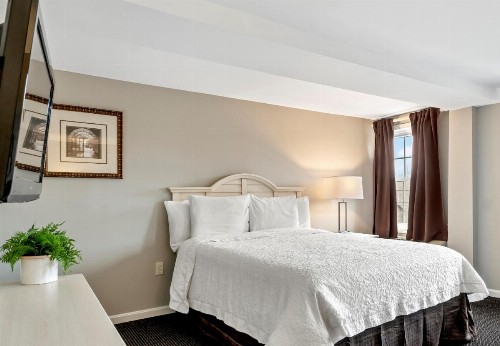 Sea Rose Suites - image 26