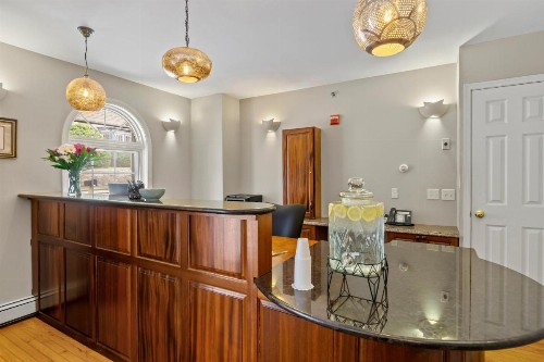 Sea Rose Suites - image 43