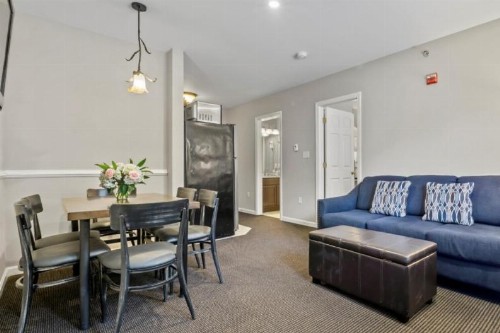 Sea Rose Suites - image 5