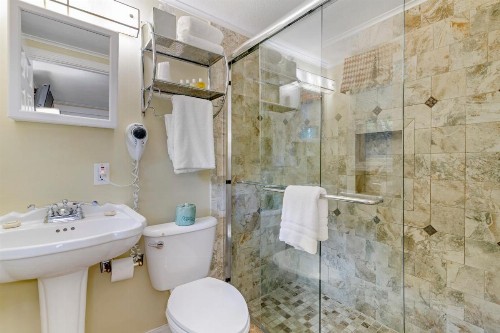 Meadowmere Resort - image 21