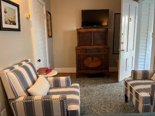 Abalonia Inn - image 24