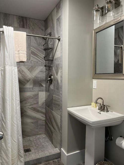 Abalonia Inn - image 3