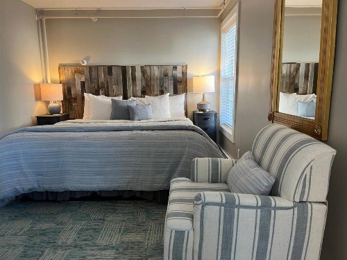 Abalonia Inn - image 30