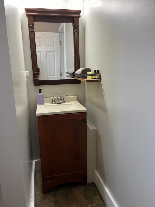 Abalonia Inn - image 32