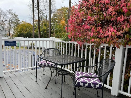 Abalonia Inn - image 39