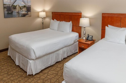Admiral's Inn Resort - image 30