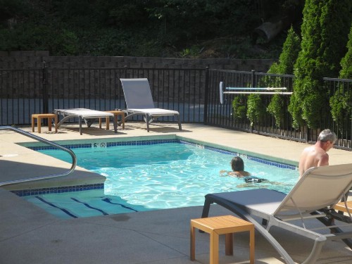 Admiral's Inn Resort - image 40
