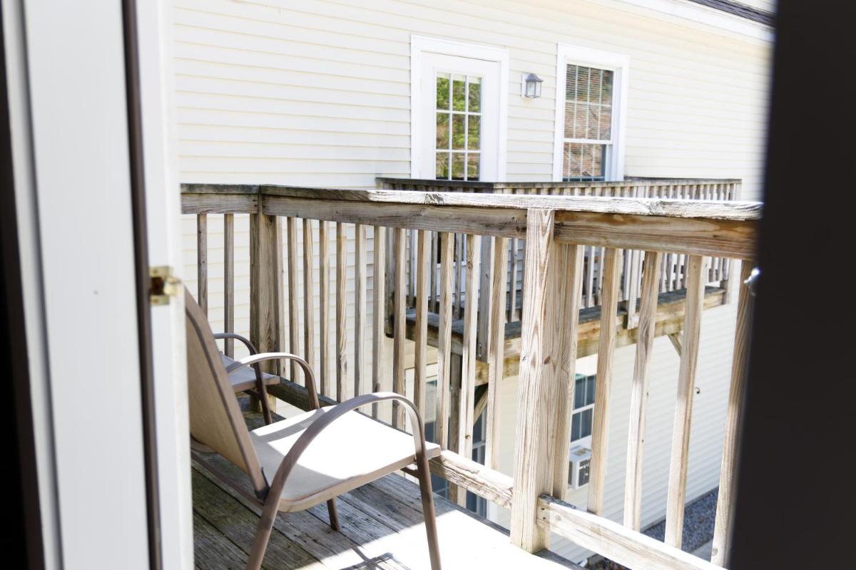 Admiral's Inn Resort - image 7
