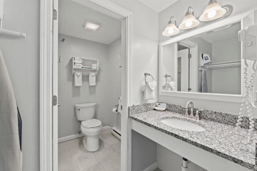 Mariner Resort - image 32