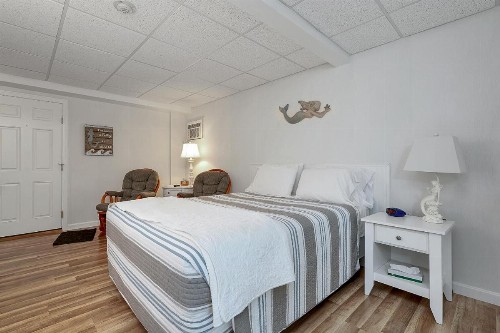 Towne Lyne Motel - image 2