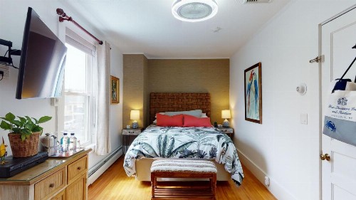 Blue Shutters Inn - image 14