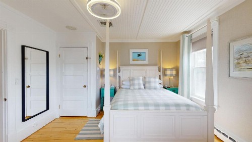 Blue Shutters Inn - image 20