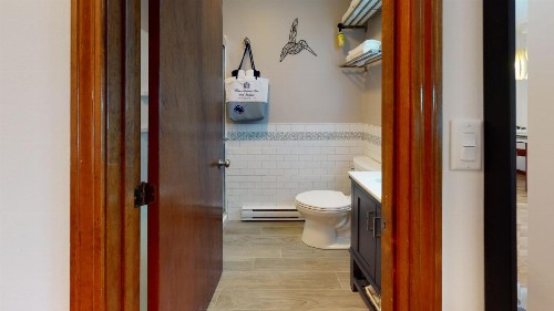 Blue Shutters Inn - image 23