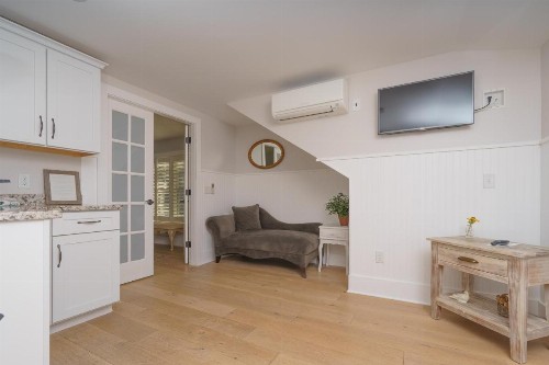 Marginal Way House - image 13