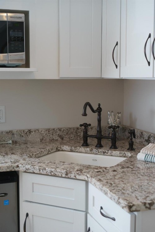Marginal Way House - image 15