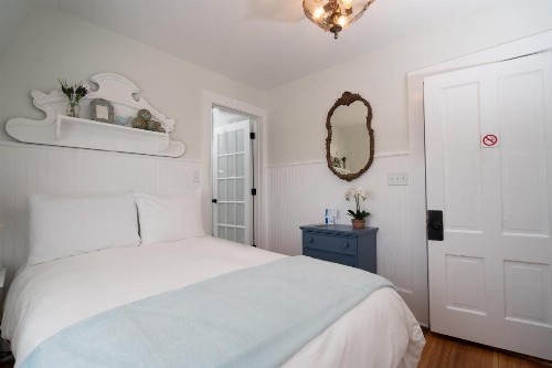 Marginal Way House - image 24