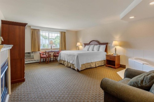 Ogunquit Hotel and Suites - image 11