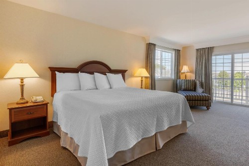 Ogunquit Hotel and Suites - image 13