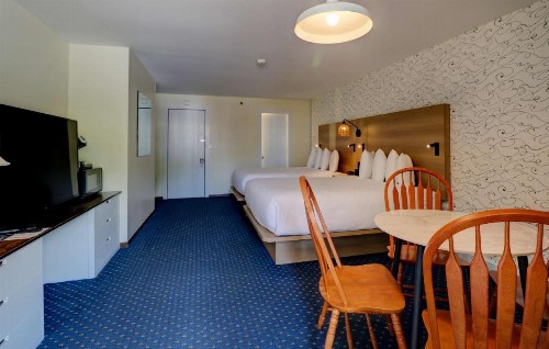 Aspinquid Resort - image 50