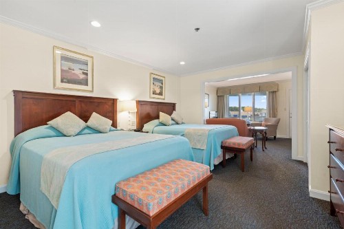The Sparhawk Oceanfront Resort - image 3