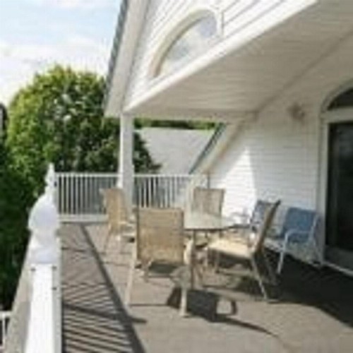 Studio East Motel - image 32