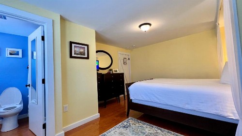 Dragonfly Guest House - image 38