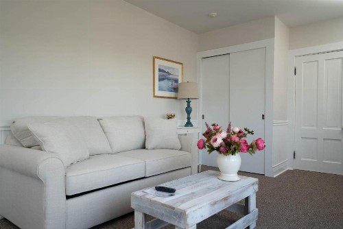 Auberge on the Cove - image 16
