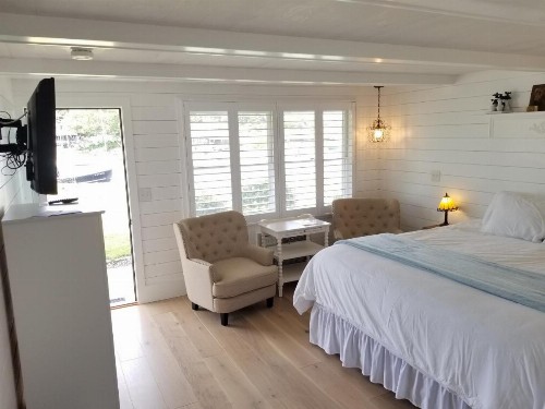 Auberge on the Cove - image 25
