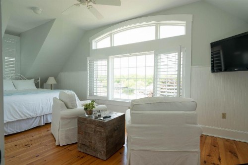 Auberge on the Cove - image 8