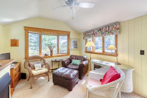 Quintessential Maine Cottage - image 12