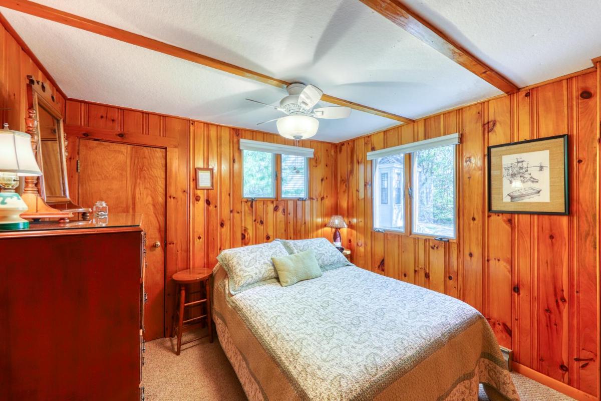 Quintessential Maine Cottage - image 6