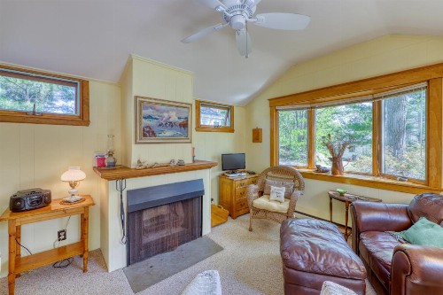 Quintessential Maine Cottage - image 7