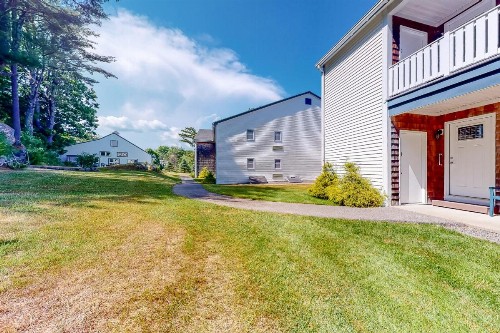 Seafarer Resort - image 11