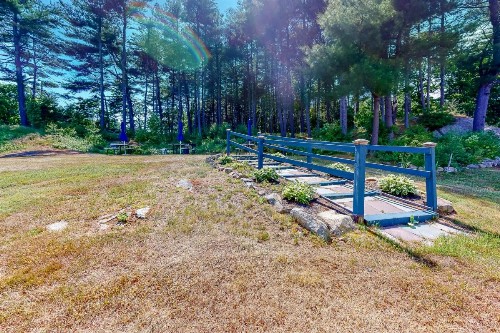 Seafarer Resort - image 9