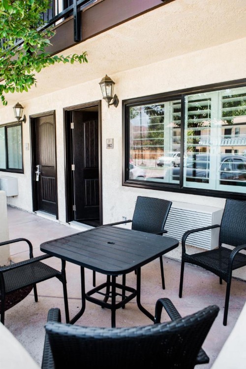 Casa Ojai Inn - image 27