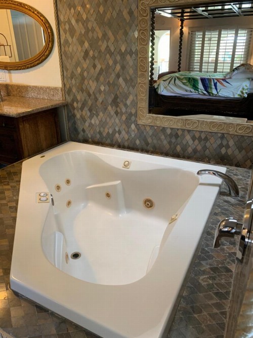 Chantico Inn - image 27