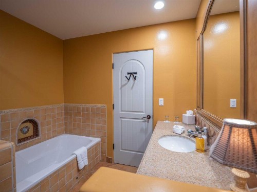 Su Nido Inn - image 22