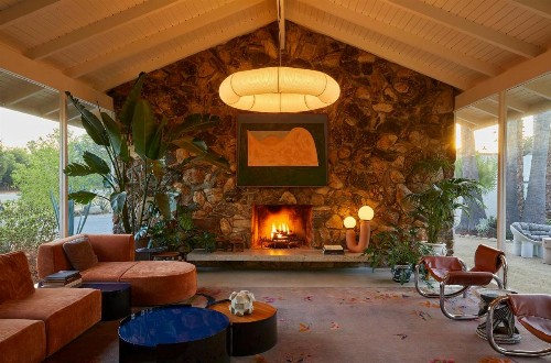 The Capri Hotel - image 14