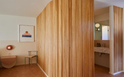 The Capri Hotel - image 4