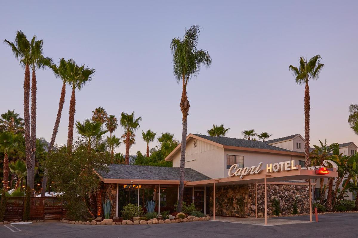 The Capri Hotel - image 5