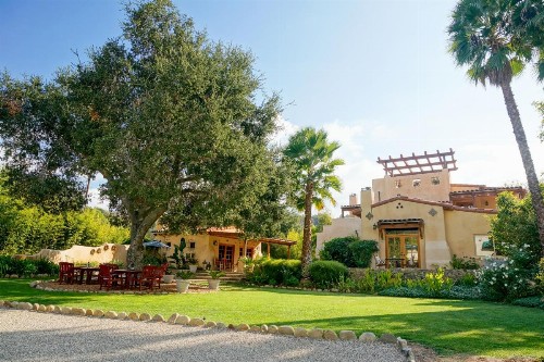Blue Iguana Inn - image 16