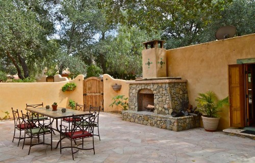 Blue Iguana Inn - image 36