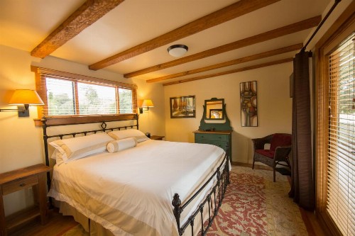 Blue Iguana Inn - image 39