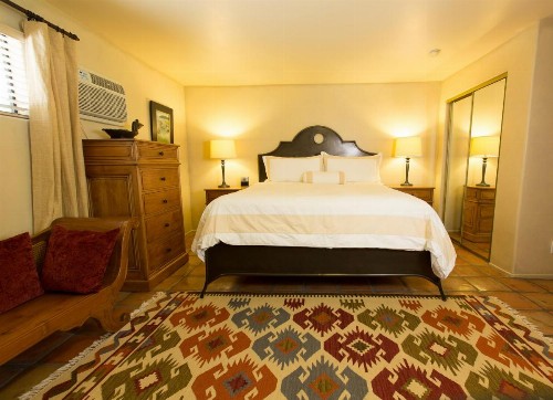 Blue Iguana Inn - image 44