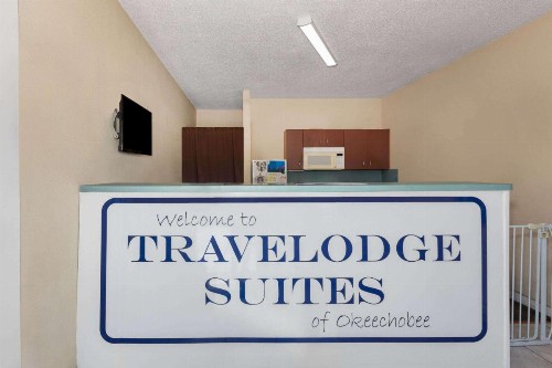 Travelodge Suites by Wyndham Lake Okeechobee - image 10