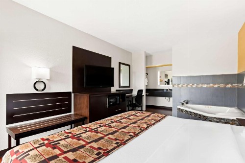 Best Western Lake Okeechobee - image 10