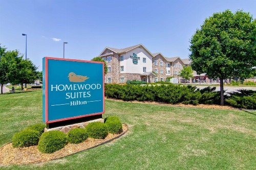 Homewood Suites by Hilton Oklahoma City-West - image 1