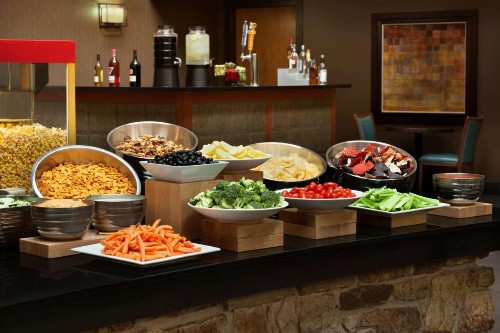 Embassy Suites Oklahoma City Will Rogers World Airport - image 25