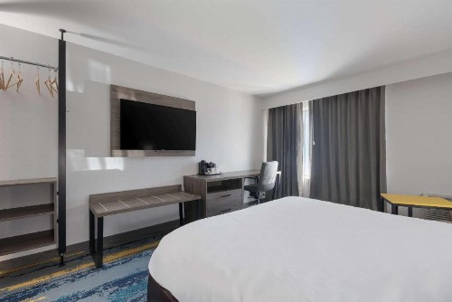 AmericInn - image 10